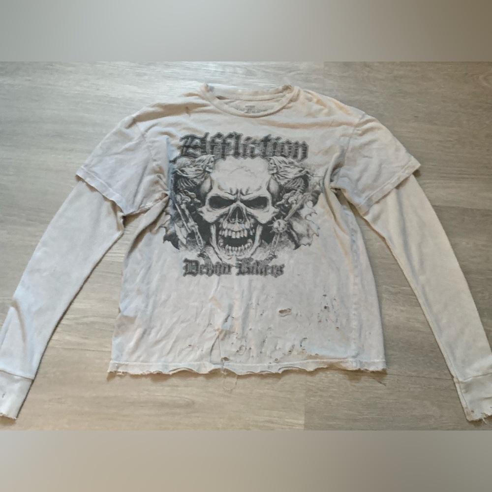 Men’s affliction shirt